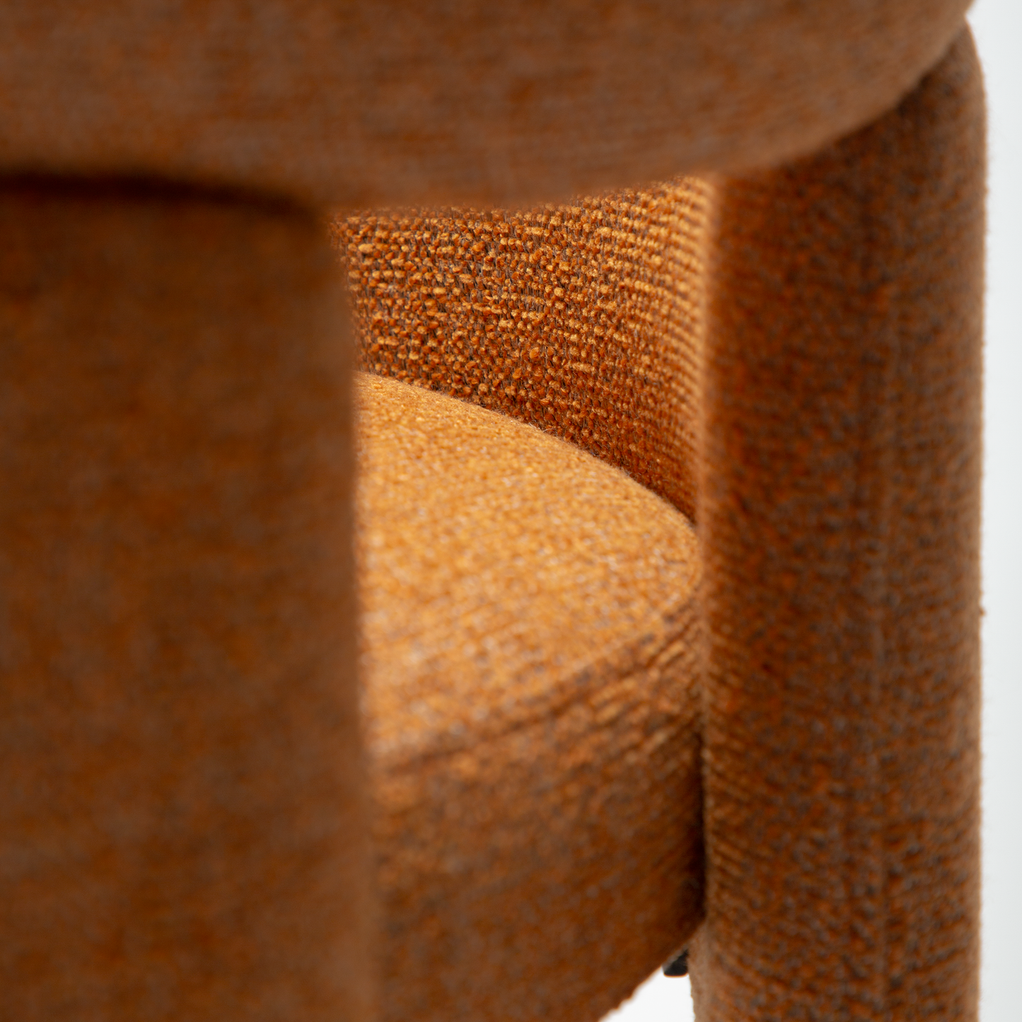 [var:Bezug=Kürbisgewürz Bouclé-Gewebe] AOLE Sessel