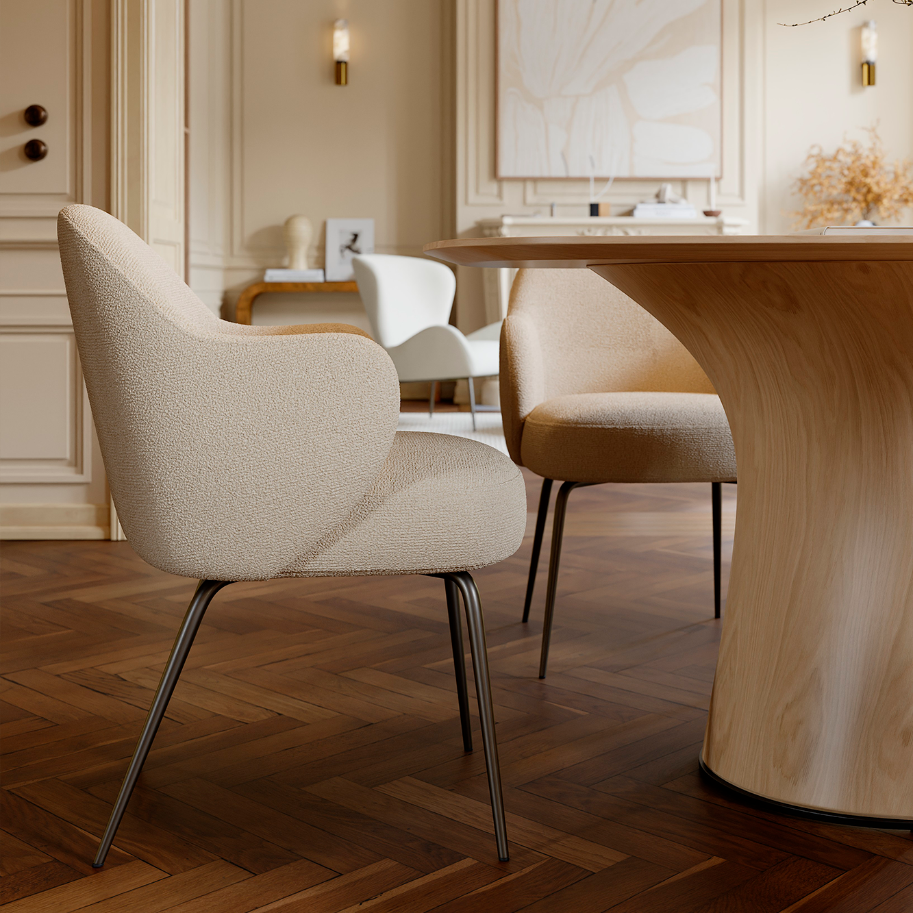 [var:Bezug=Frosted Almond Bouclé-Stoff mit Schimmer und antiken Messingbeinen] BAE Sessel