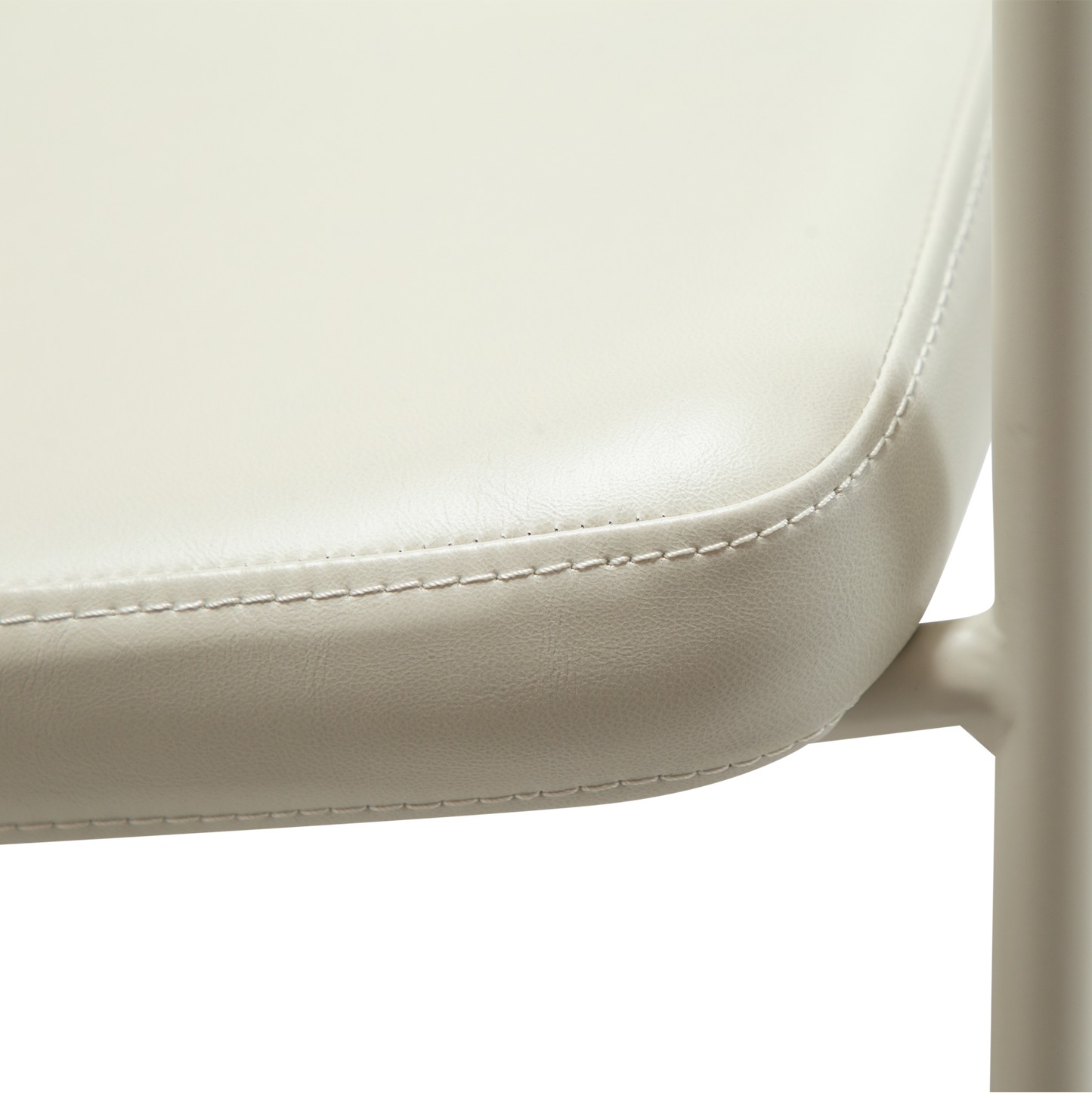 [var:Bezug=Knochenweißes Kunstleder mit knochenweißen Beinen] BOTO Sessel