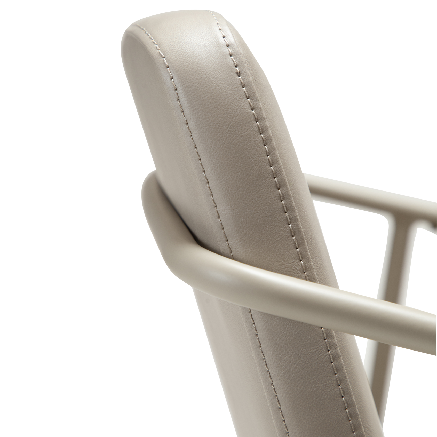 [var:Bezug=Kunstleder in Kaschmir mit Kaschmirbeinen] BOTO Sessel