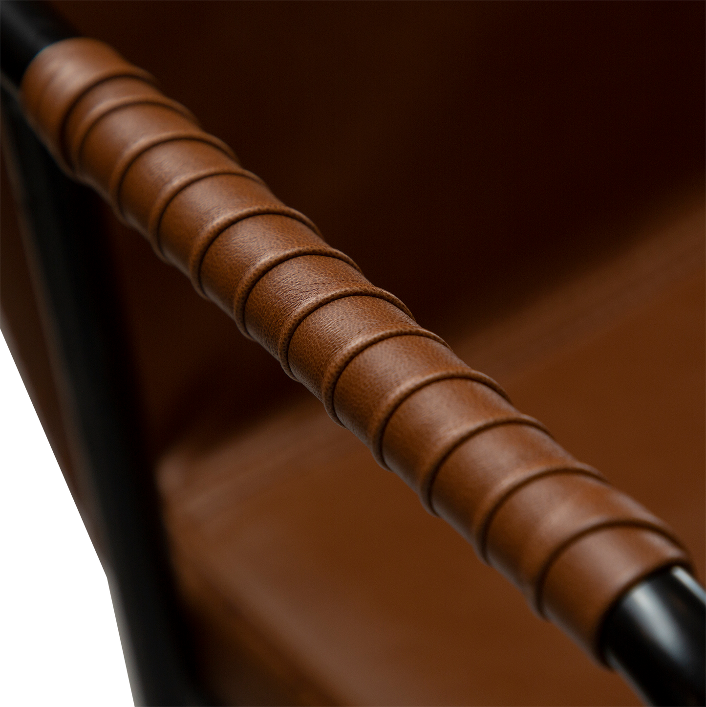 [var:Bezug=Vintage hellbraunes Kunstleder mit schwarzen Beinen] BOTO Barhocker