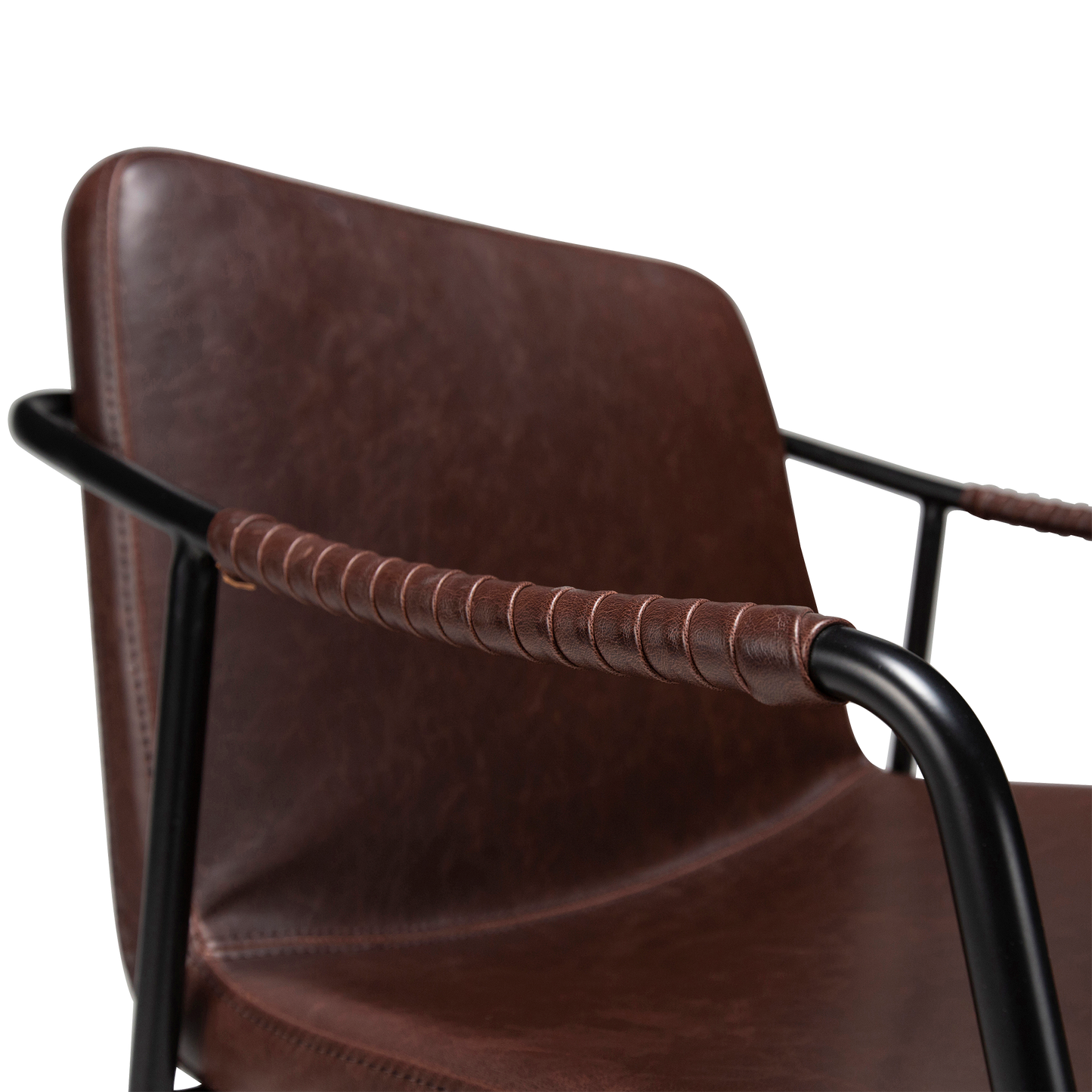 [var:Bezug=Vintage kakaofarbenes Kunstleder mit schwarzen Beinen] BOTO Sessel