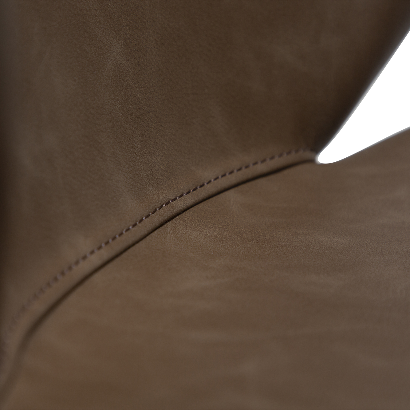 [var:Bezug=Majoran braunes Kunstleder mit schwarzen Beinen] CLOUD Stuhl