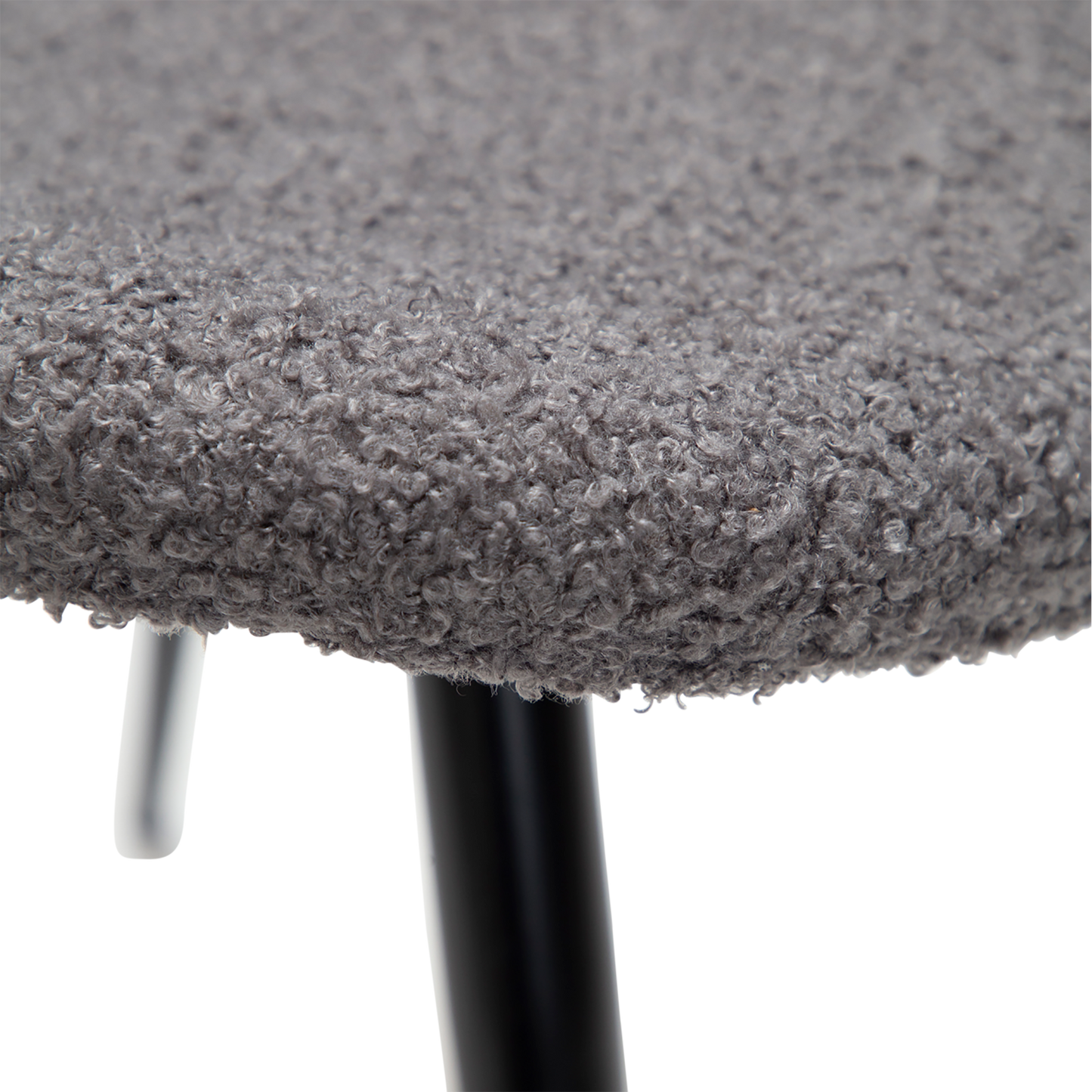 [var:Bezug=Stone RPES Bouclé-Stoff mit schwarzen Beinen] CLOUD Stuhl