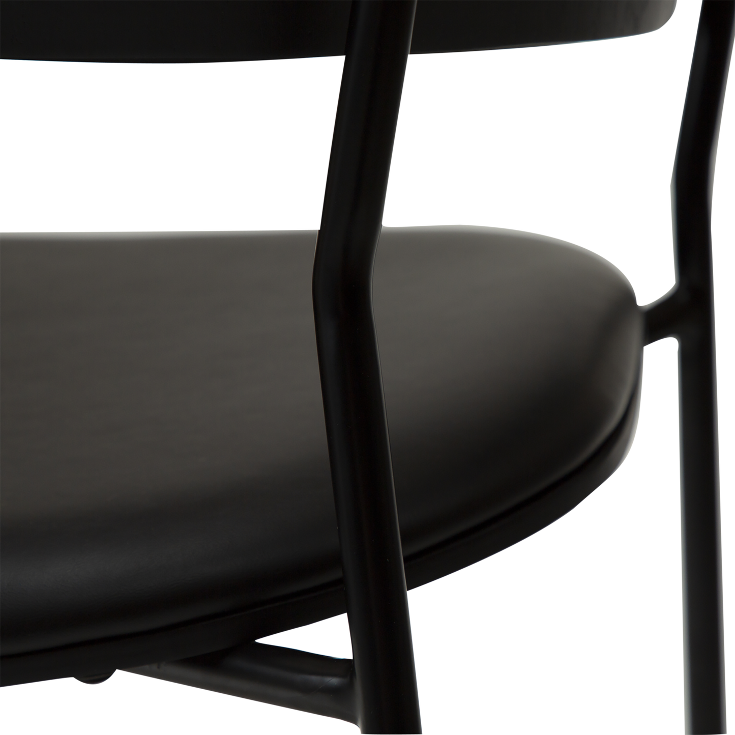 [var:Bezug=Vintage schwarzes Kunstleder und schwarz gebeizte Esche mit schwarzen Beinen] CRIB Sessel