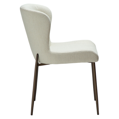 [var:Bezug=Knochenweißes Bouclé mit antiken Messingbeinen] GLAM Stuhl