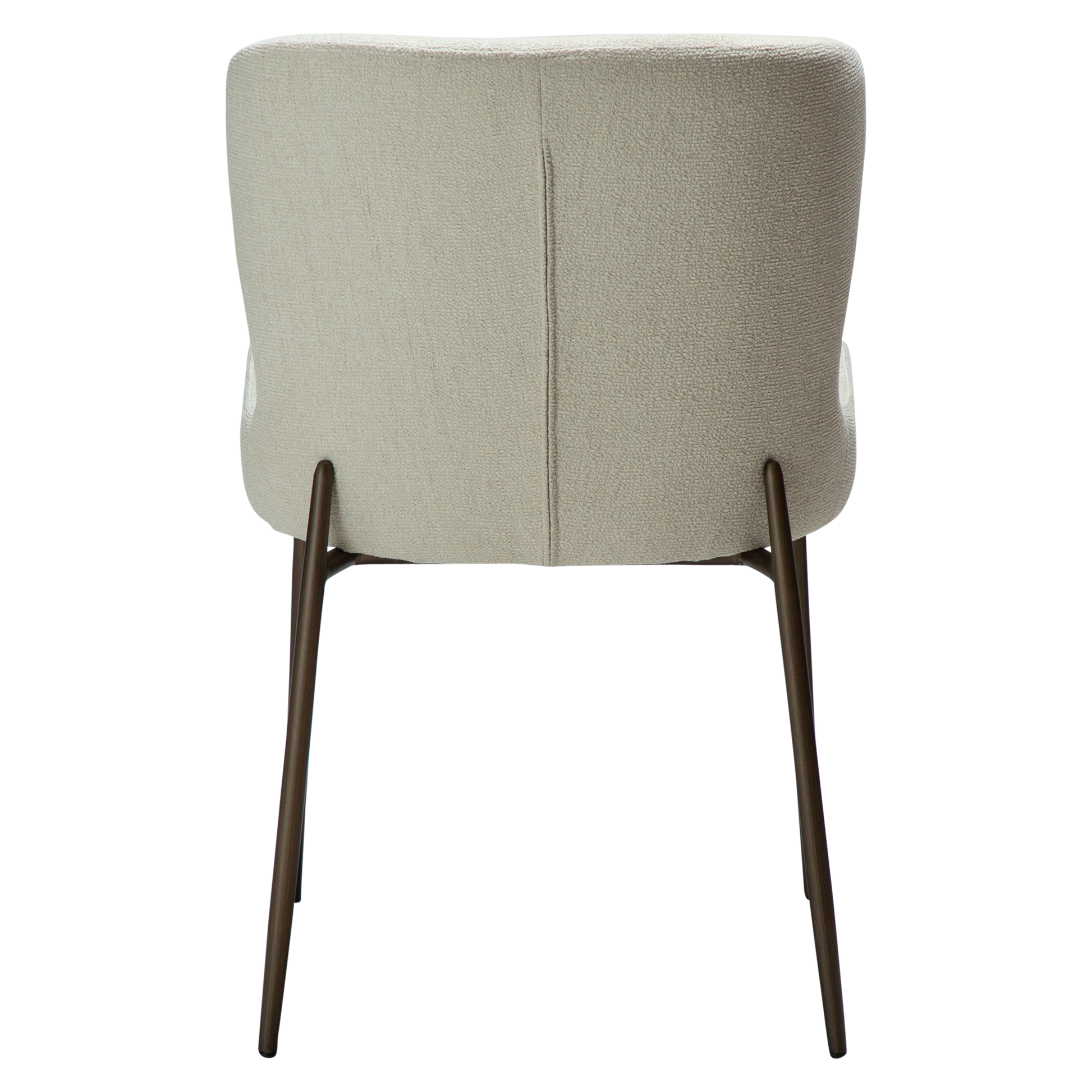 [var:Bezug=Knochenweißes Bouclé mit antiken Messingbeinen] GLAM Stuhl