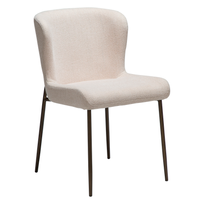 [var:Bezug=Creole Pink Bouclé-Stoff mit antiken Messingmetallbeinen] GLAM Stuhl