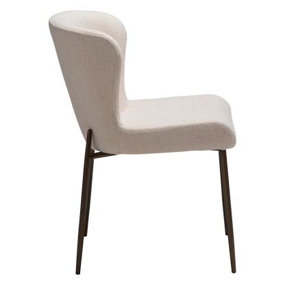 [var:Bezug=Creole Pink Bouclé-Stoff mit antiken Messingmetallbeinen] GLAM Stuhl