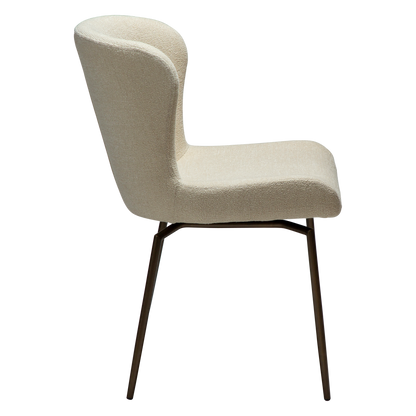 [var:Bezug=Frosted Almond Bouclé-Gewebe mit Schimmer und antiken Messing-Drehbeinen] GLAM Drehstuhl