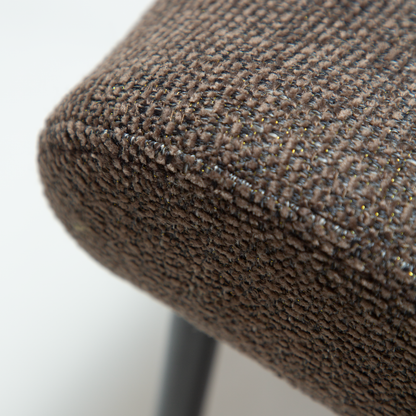 [var:Bezug=Hauptbrauner Bouclé-Stoff mit schwarzen Beinen] GLAM Stuhl