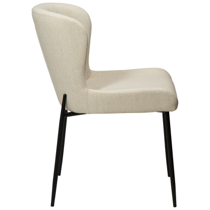 [var:Bezug=Einfach beiger Bouclé-Stoff mit schwarzen Beinen] GLAM Stuhl