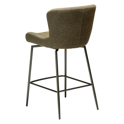 [var:Bezug=Dunkelolivfarbenes Bouclé-Gewebe mit antiken Zinnbeinen] GLAM Dreh-Thekenhocker