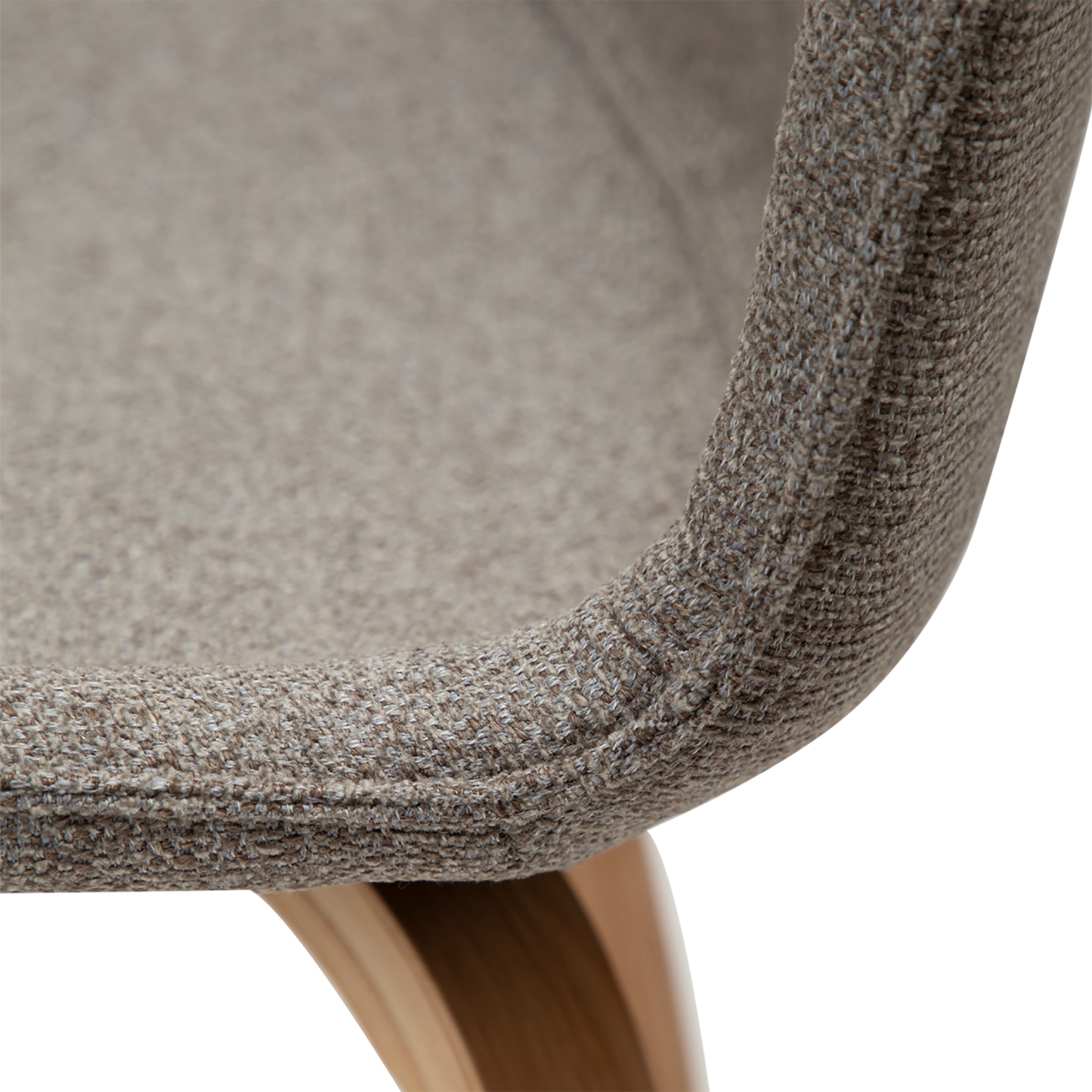 [var:Bezug=kiesel erdfarben Bouclé-Stoff mit Eichenbeinen] GLEE Stuhl