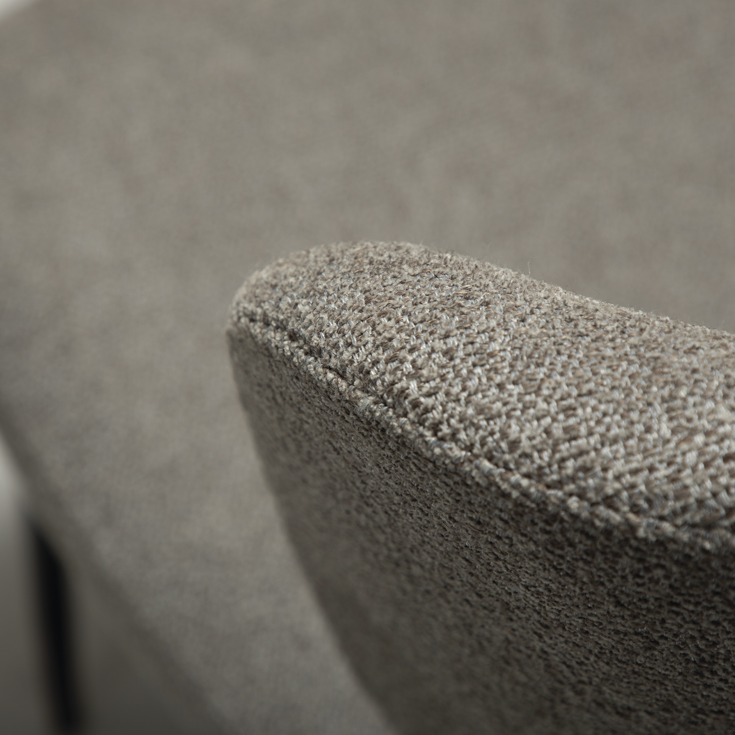 [var:Bezug=Kiesel-Erde Bouclé-Stoff mit schwarzen Schwenkbeinen] GLORY Drehstuhl