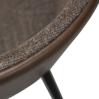 [var:Bezug=Hauptsächlich braunes Bouclé-Gewebe und Kunstleder mit schwarzen Metallbeinen] HEY Sessel