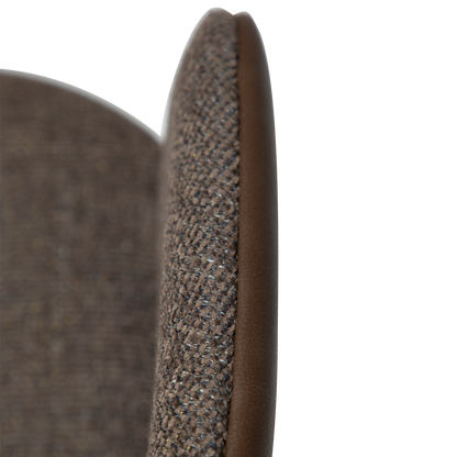 [var:Bezug=Hauptsächlich braunes Bouclé-Gewebe und Kunstleder mit schwarzen Metallbeinen] HEY Sessel