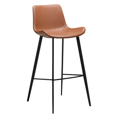 [var:Bezug=Kognak Kunstleder mit schwarzen Metallbeinen] HYPE Barhocker