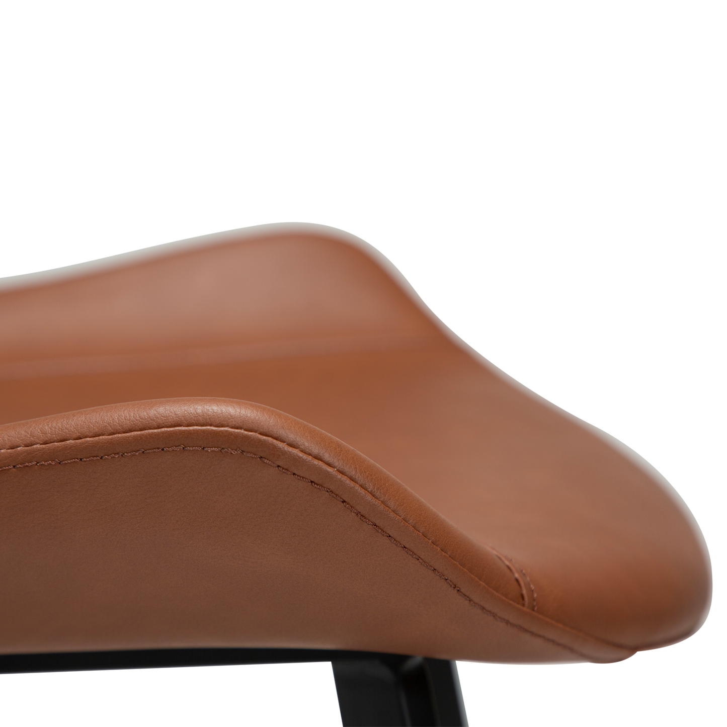 [var:Bezug=Kognak Kunstleder mit schwarzen Metallbeinen] HYPE Stuhl