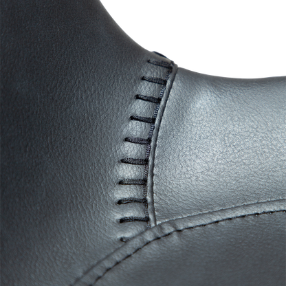 [var:Bezug=Raben Schwarz Kunstleder mit schwarzen Metallbeinen] HYPE Stuhl