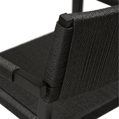 [var:Bezug=Schwarzes Papierseil mit schwarzen Metallbeinen] LOOP Sessel