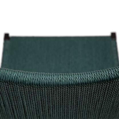 [var:Bezug=Grünes Giebel-Papierseil mit schwarzen Beinen] LOOP Stuhl