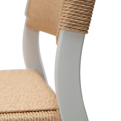 [var:Bezug=Natürlicher Papierseilsitz mit weiß lackierten Beinen] LOOP Stuhl