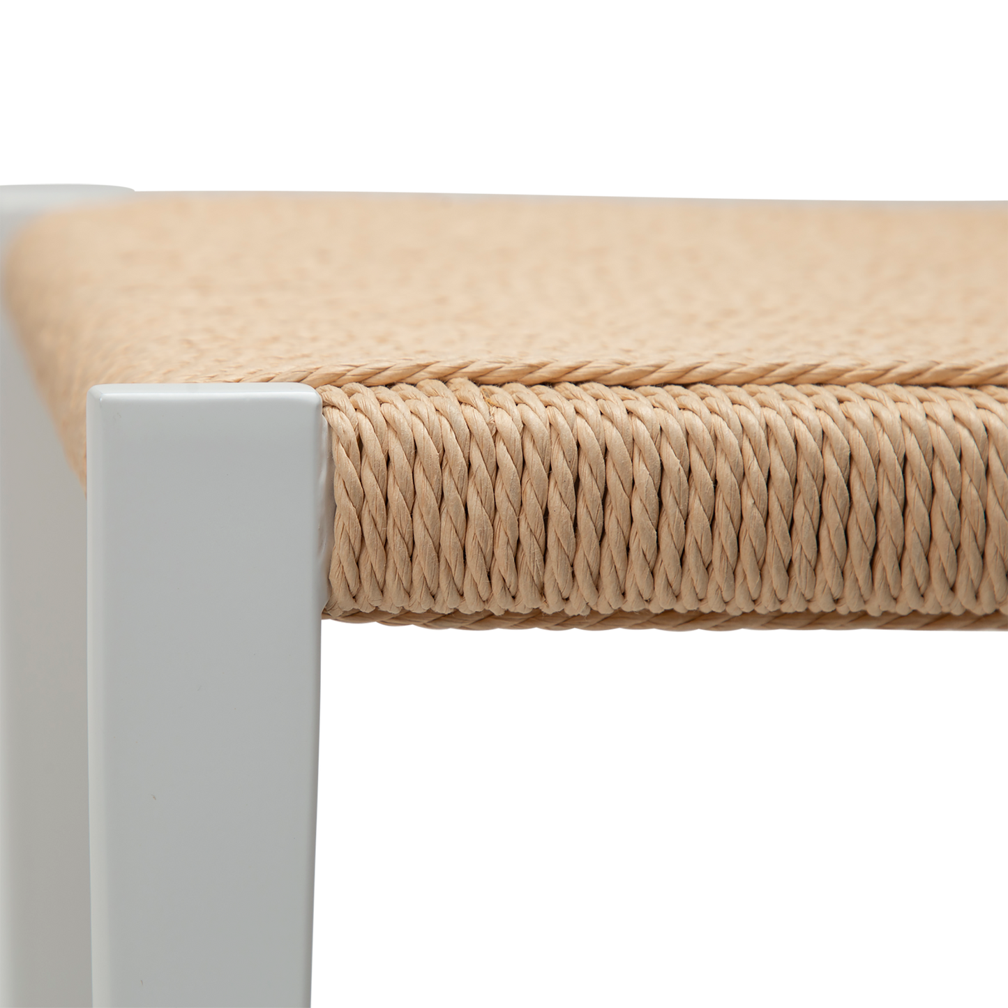 [var:Bezug=Natürlicher Papierseilsitz mit weiß lackierten Beinen] LOOP Stuhl