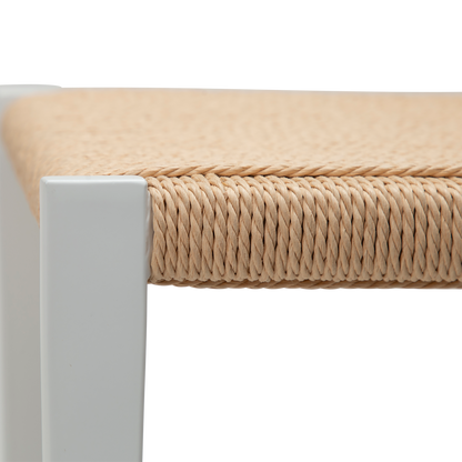 [var:Bezug=Natürlicher Papierseilsitz mit weiß lackierten Beinen] LOOP Stuhl