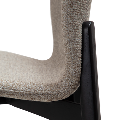 [var:Bezug=kiesel erdfarben Bouclé-Stoff mit Beinen aus schwarzem Eschenholz] PARAGON Barstuhl