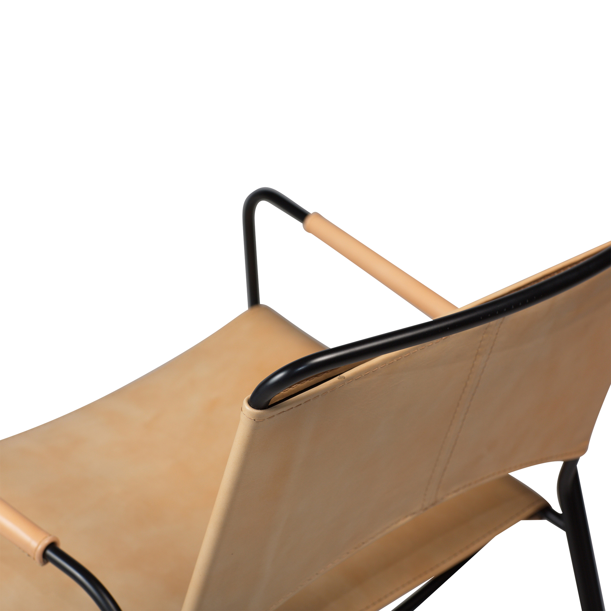 [var:Bezug=Tanleder mit schwarzen Beinen] PAZ Lounge-Sessel