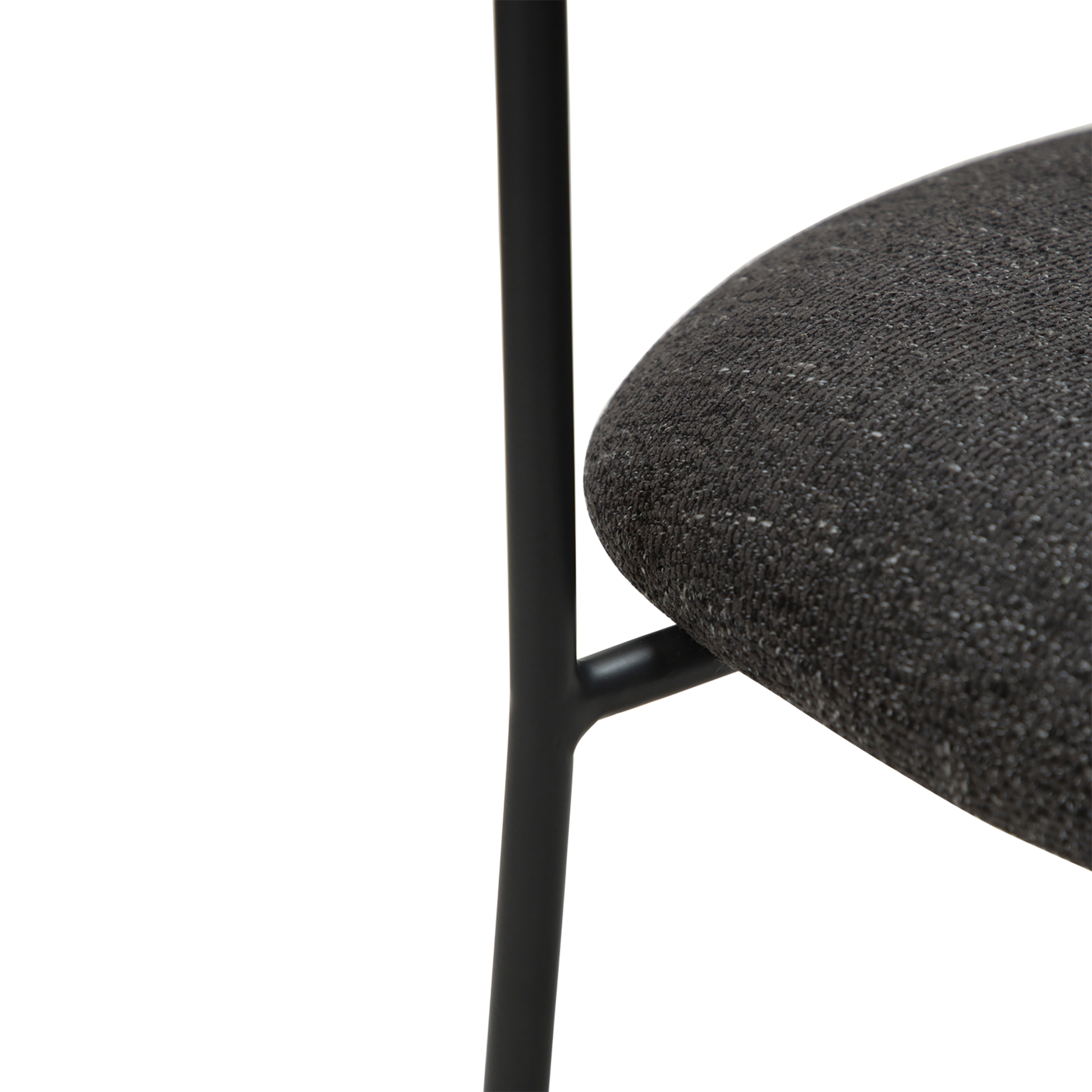 [var:Bezug=Raben schwarzes Bouclé-Gewebe mit schwarzen Beinen] PLENTI Sessel