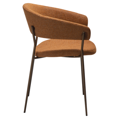 [var:Bezug=Kürbisgewürz Bouclé-Stoff mit antiken Messingbeinen] REBOOT Sessel