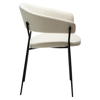 [var:Bezug=Einfach beiger Bouclé-Stoff mit schwarzen Beinen] REBOOT Sessel