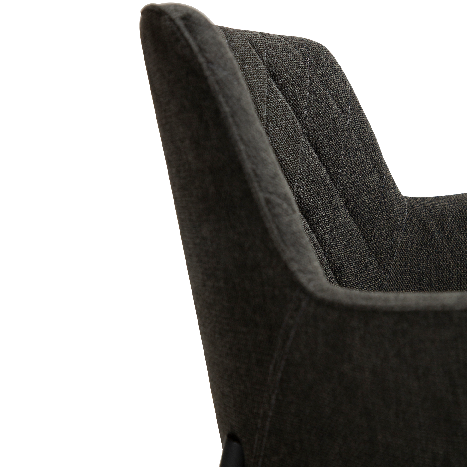 [var:Bezug=Crow schwarzer Stoff mit schwarzen Beinen] ROMBO Sessel