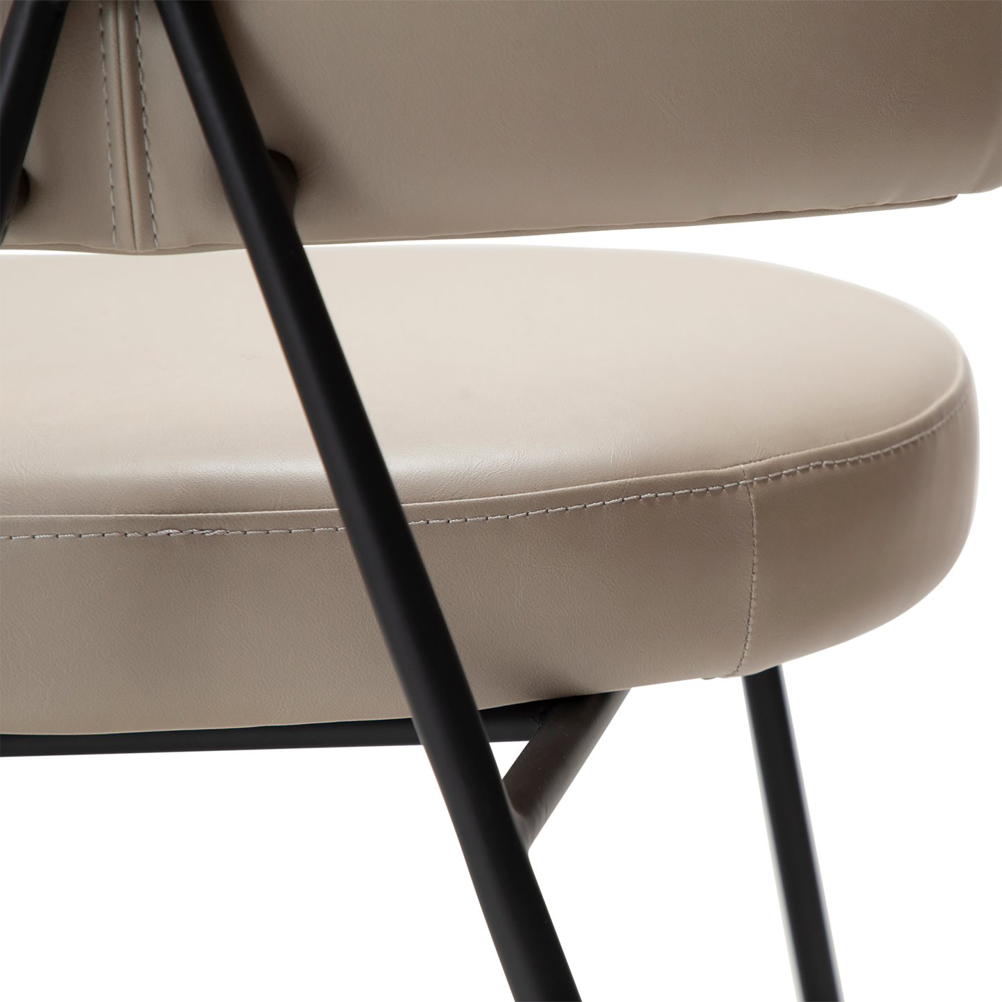 [var:Bezug=Vintage Kaschmirleder mit schwarzen Beinen] ROOST Stuhl