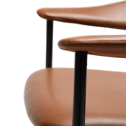 [var:Bezug=Vintage hellbraunes Kunstleder mit schwarzen Beinen] ROVER Loungesessel