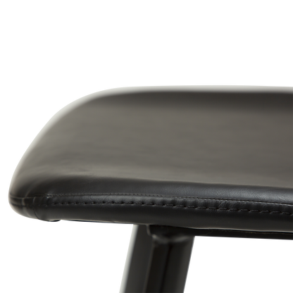 [var:Bezug=Vintage schwarzes Kunstleder mit schwarzen Beinen] S.I.T Stuhl