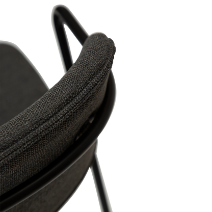 [var:Bezug=Crow schwarzer Stoff mit schwarzen Beinen] ZED Stuhl