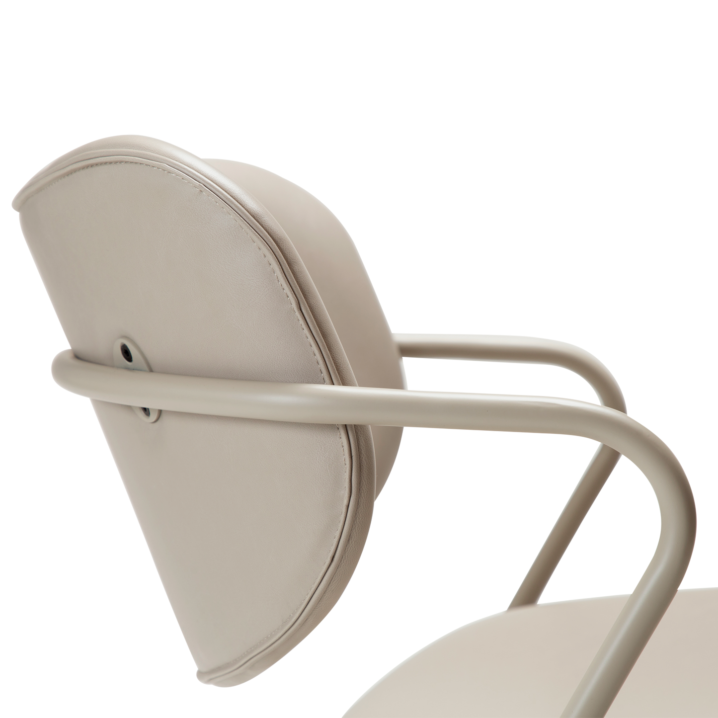 [var:Bezug=Kunstleder in Kaschmir mit Kaschmirbeinen] ZED Lounge-Stuhl