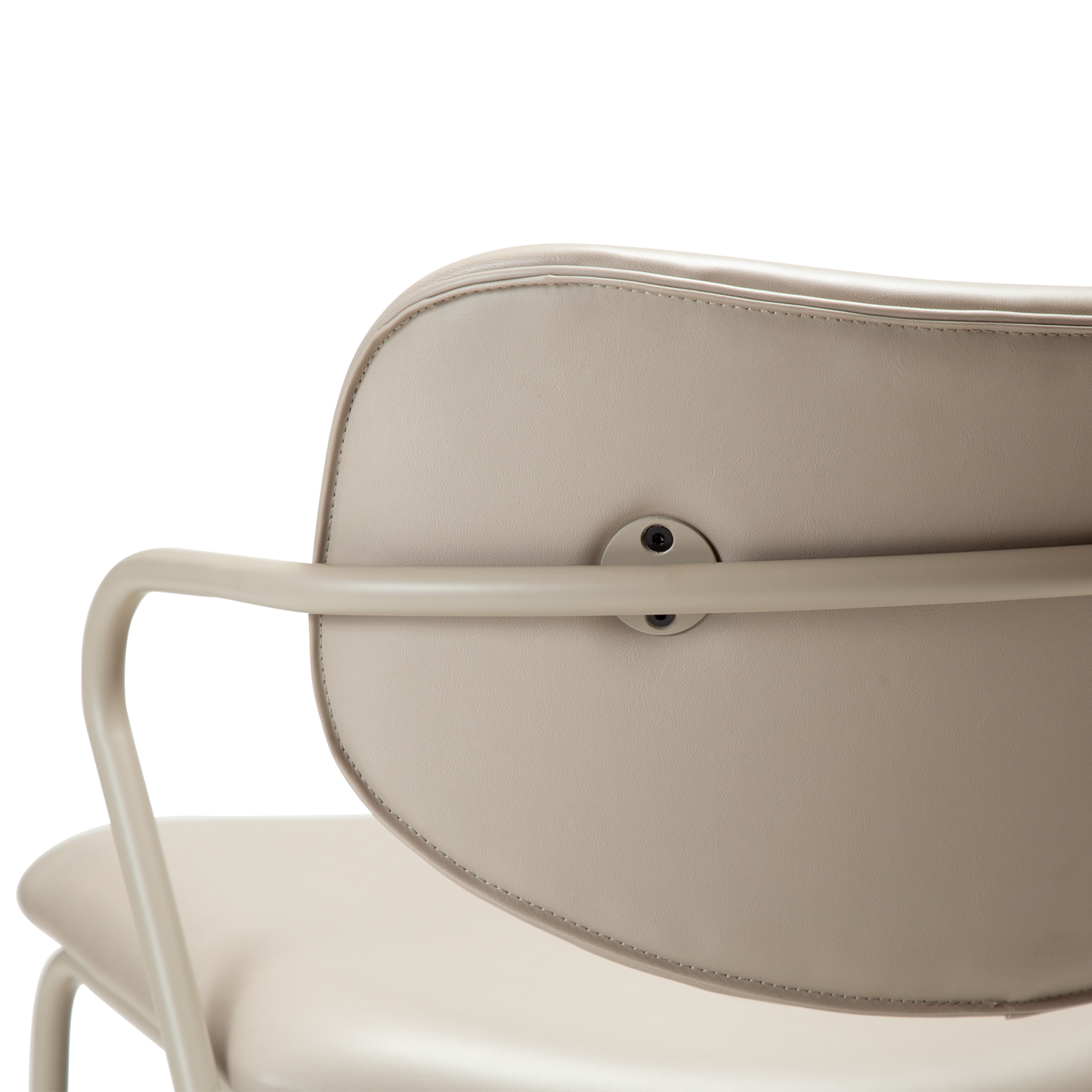 [var:Bezug=Kunstleder in Kaschmir mit Kaschmirbeinen] ZED Lounge-Stuhl