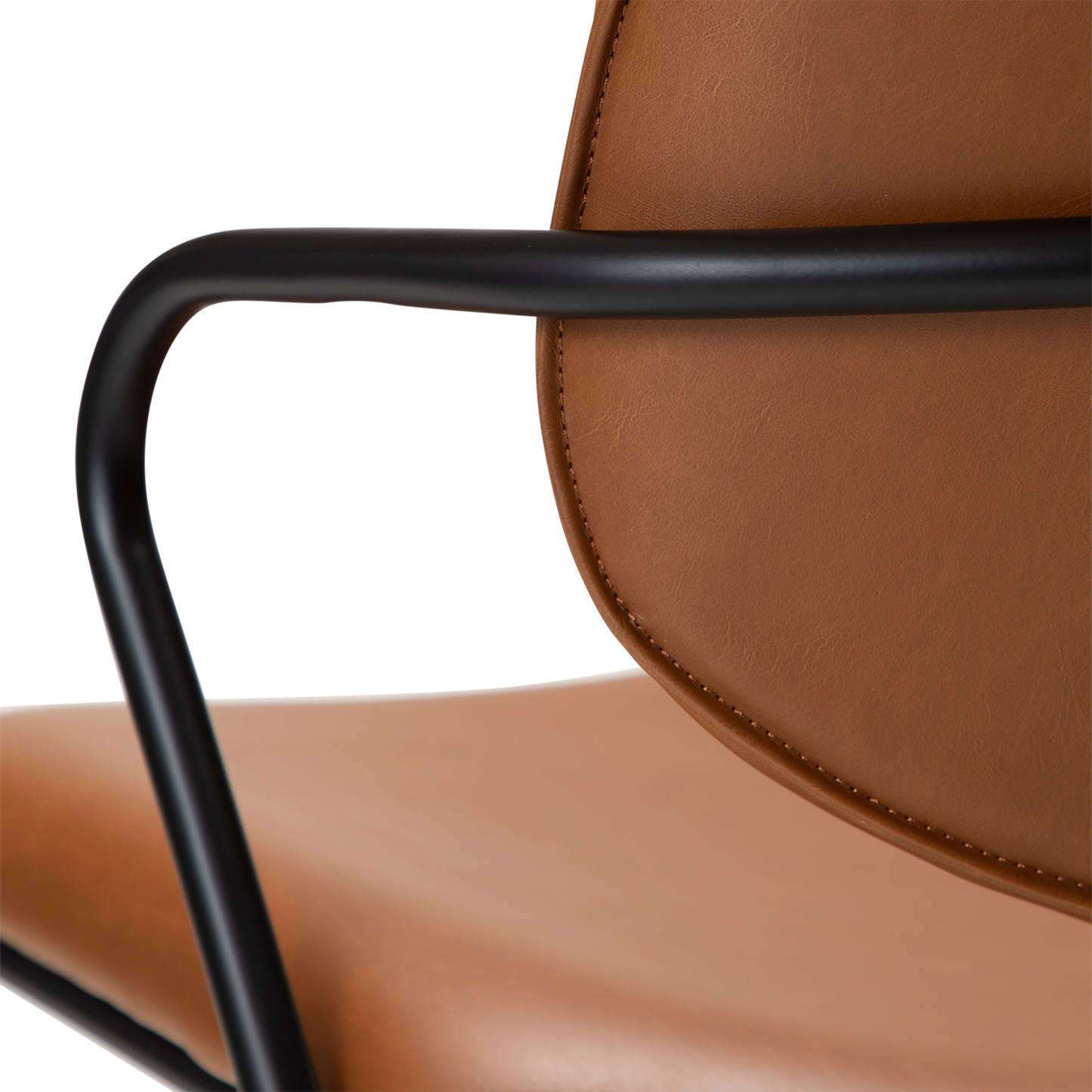 [var:Bezug=Vintage hellbraunes Kunstleder mit schwarzen Beinen] ZED Lounge-Stuhl